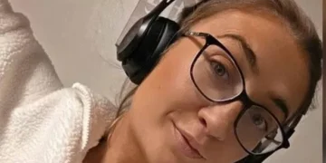 Young mum had ‘perfect’ family life then £300 a week habit ‘ruined’ everything