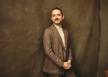 Elijah Wood to DJ at “full-blown ‘Lord Of The Rings’ rave experience”