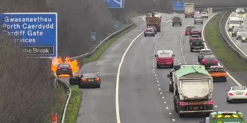 M4 delays after car bursts into flames and another breaks down – live updates