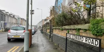 Shop stopped from selling alcohol until 2am after police and neighbours step in