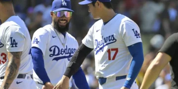 Meet Teoscar Hernandez: Everything to know about him, Wife, Parents, Ethnicity, Nationality, Net Worth, Contract, and More