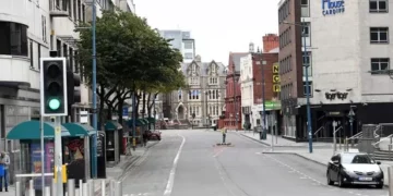 Taxi driver in Mercedes ploughs into man then drives over his leg