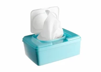 People told to avoid wet wipes linked with deadly bacteria