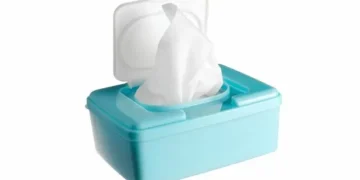 People told to avoid wet wipes linked with deadly bacteria