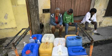 U.S. Oil Blockade Could Condemn Cubans to Die Without a Deal