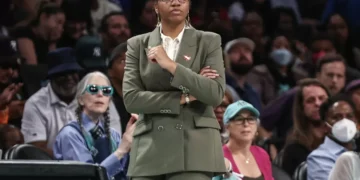 Penn State Targets Chicago Sky’s Tanisha Wright as Coaching Search Heats Up