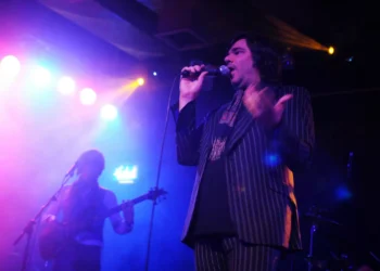 Matt Berry tells Oscar attendees their “whole life is a lie” in hilarious pre-show segment