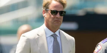 USC Hero Announces Life Changing News; Ex-Coach Lane Kiffin Reacts