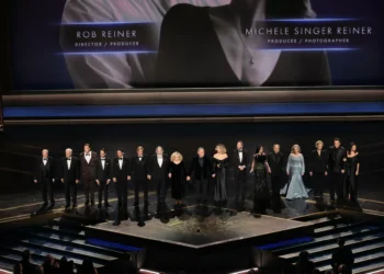 Billy Crystal delivers moving tribute to Rob Reiner at the Oscars alongside stars of the late director’s films
