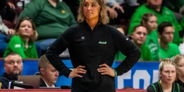 ‘Numbers Don’t Lie’: Ex-Lady Vol Guard Steps In With Strong Message on Kim Caldwell Amid Kaiya Wynn’s Exit