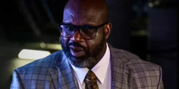 7’1″ Shaquille O’Neal Turns Heads After Cozying Up With 6’10” Model Ekaterina Lisina