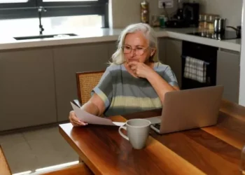 DWP benefit worth £2,600 a year missed by nearly 500,000 women pensioners