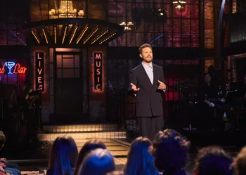 Jamie Dornan likes to collect rocks that look like potatoes: “This isn’t a joke”