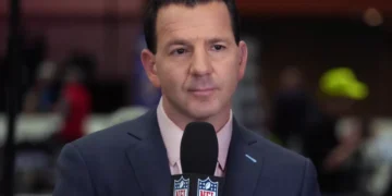 NFL Insiders Finally Learn Their Fate After Ian Rapoport Admitted Career Uncertainty Following ESPN Takeover