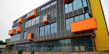 Empty building in the centre of Newport to be transformed with 750 staff moving in