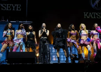 ‘KPop Demon Hunters’ stars perform ‘Golden’ with KATSEYE at Coachella 2026