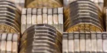 £1 coin sells for 56 times its value after eBay bidding war