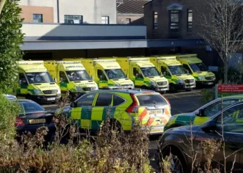 No jobs for newly qualified paramedics trained in Wales