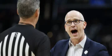 Dan Hurley Delivers Rare Officiating Stance After ‘Undisciplined Fouling’ Costs UConn Title vs Michigan