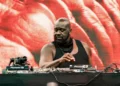 Shaquille O’Neal Caught on Camera in Unexpected Moment After Mix-Up Involving DJ’s Wife