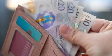 4.8m people to get £170 a year back in subscription rule change