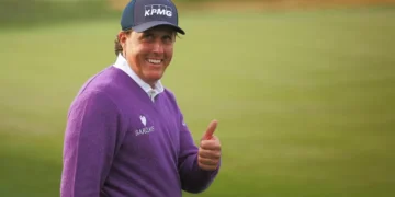 Who Are Phil Mickelson’s Parents? Meet His Father Philip Mickelson Sr And Mother Mary Santos