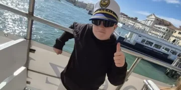 Family separated after rule change blocked 9-year-old boy from travelling back to the UK