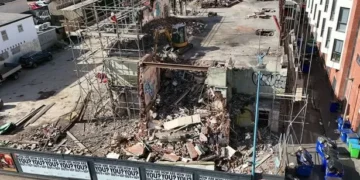 Eyesore former cinema being demolished