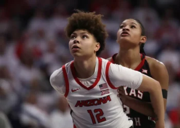 Arizona Junior Announces Medical Retirement From Basketball