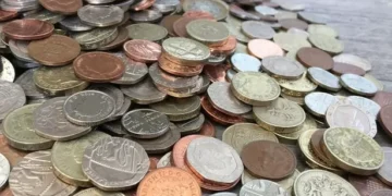 5p coin sells for 100 times its value – look for the ‘blob’