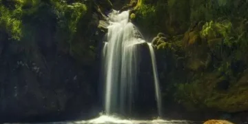 ‘Beautiful’ walking spot in Wales is so picturesque it’s like ‘being in Bali’