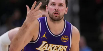 Luka Doncic Accused of “Hurting Teammates” During Lakers-Thunder as Ex-NBA Coach Highlights Concerning Habit