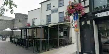 Town centre pub incident sees women hospitalised and others arrested