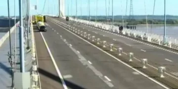 M48 Severn bridge shut due to ‘medical incident’ – live updates