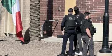 Armed Off-Duty Cop Tried to Incite Violence at a High School Anti-ICE Protest