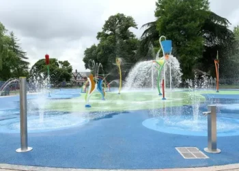 Stranger tried to kidnap children at popular Cardiff splashpad and targeted nursery