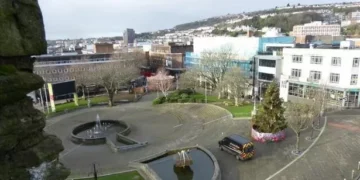 Police bring in emergency powers as youths get out of hand in Swansea